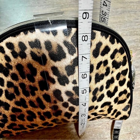 NWT 3-pack Juicy Couture Leopard print cosmetic bag set and...